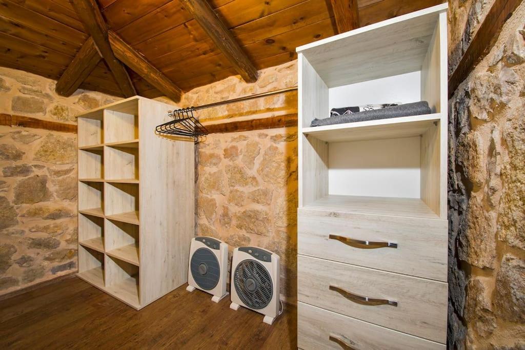Petrini Spiti Villa ปีร์กาดิเกีย ภายนอก รูปภาพ