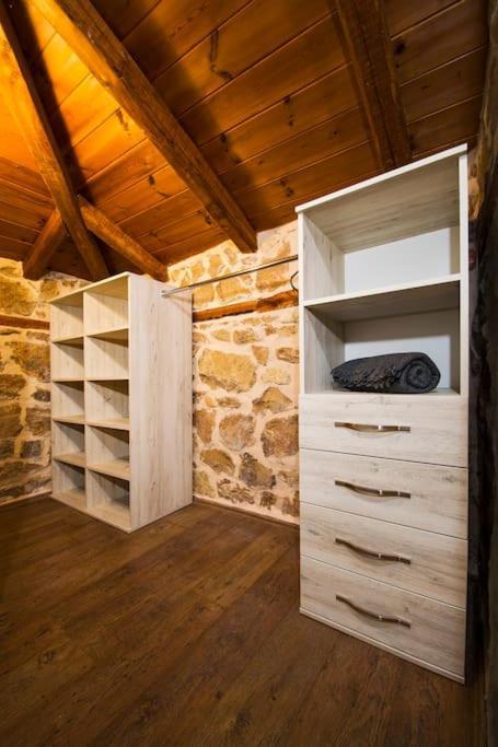 Petrini Spiti Villa ปีร์กาดิเกีย ภายนอก รูปภาพ