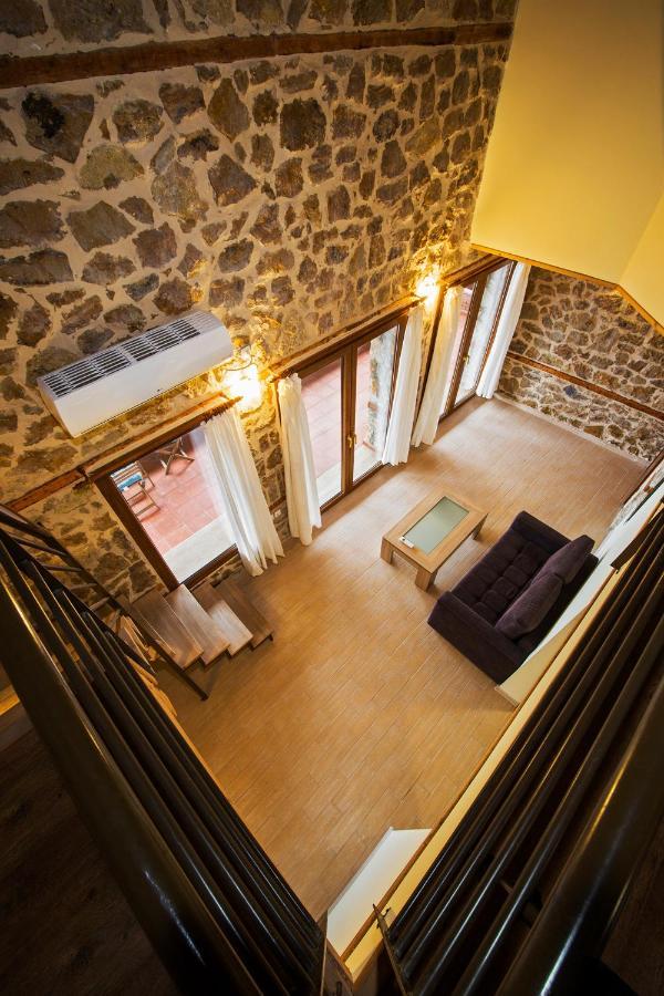 Petrini Spiti Villa ปีร์กาดิเกีย ภายนอก รูปภาพ